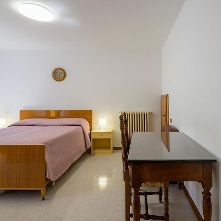 Via Mazzini 23A Apartment กุบบีโอ ภายนอก รูปภาพ